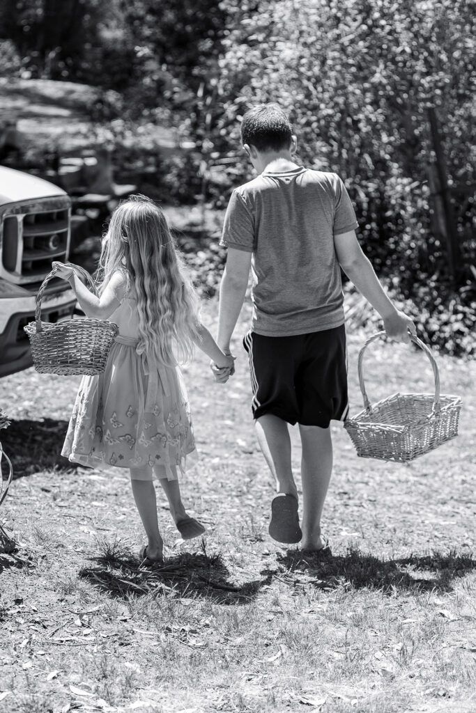 Portrait Photography | Family | Children Baskets