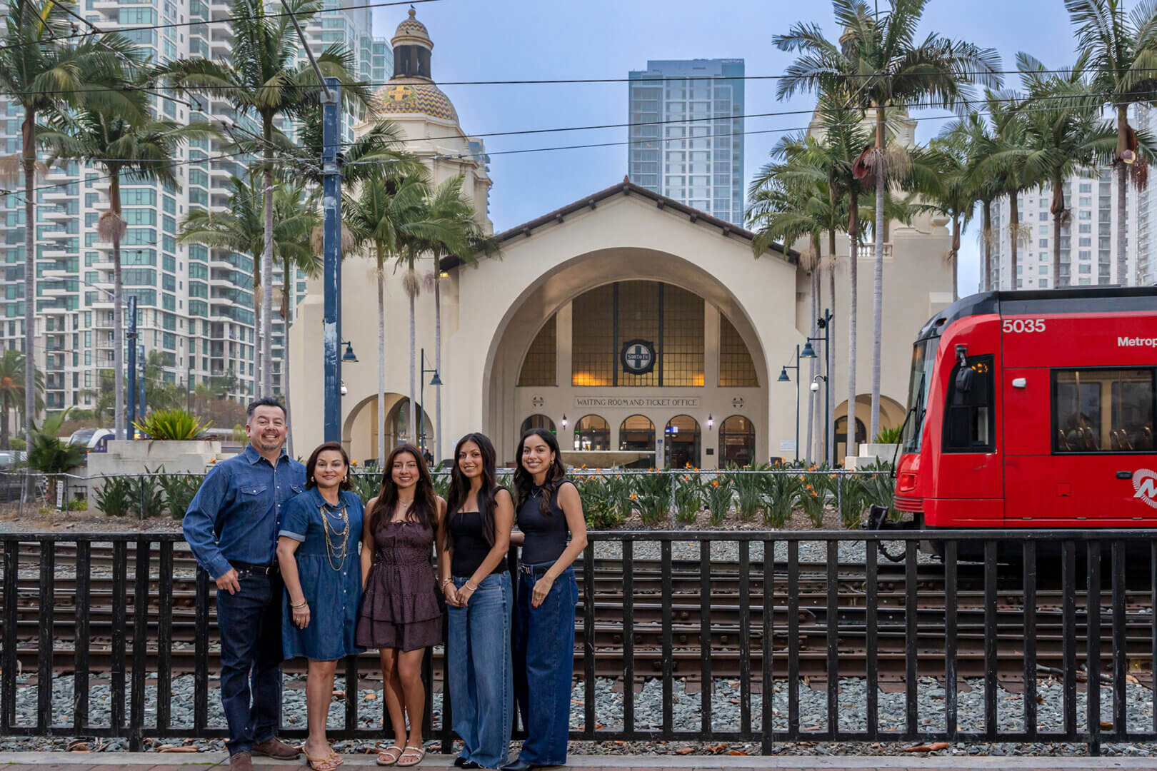 Portrait Photography | Reyes | Downtown | 02