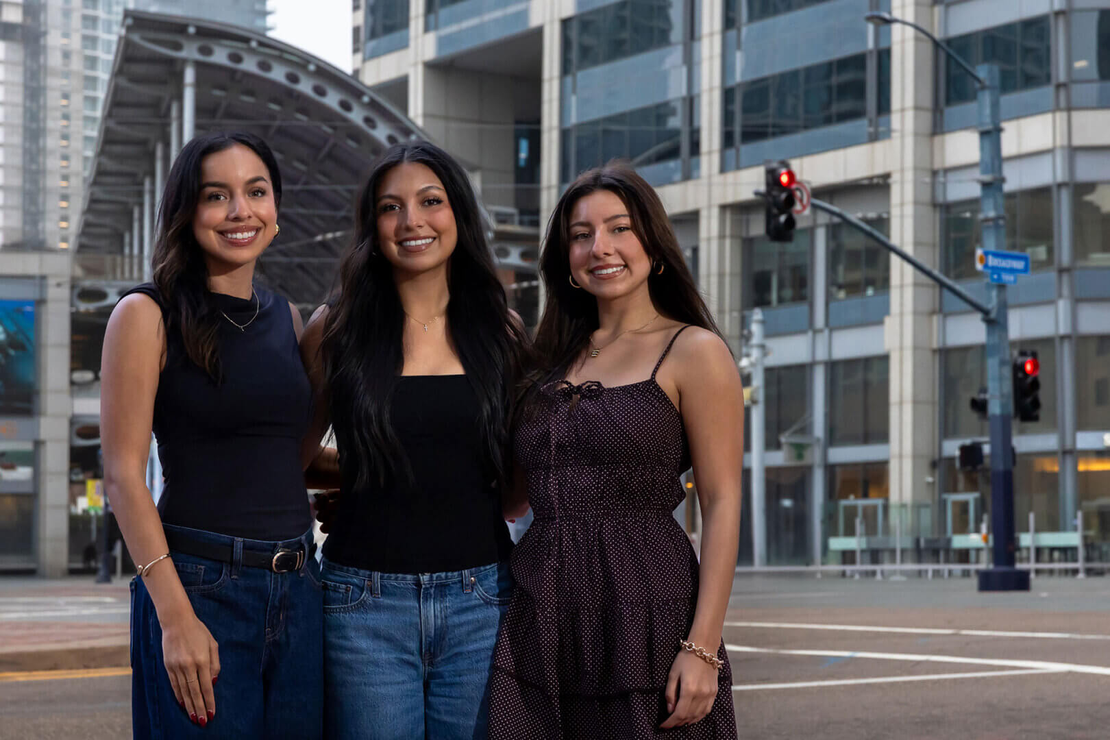 Portrait Photography | Reyes | Downtown | 15